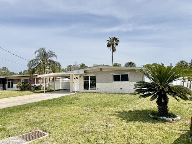 Building Photo - 5045 Osprey Ln
