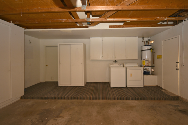 Building Photo - Updated 2Bed, 2Bath Home in Vista!