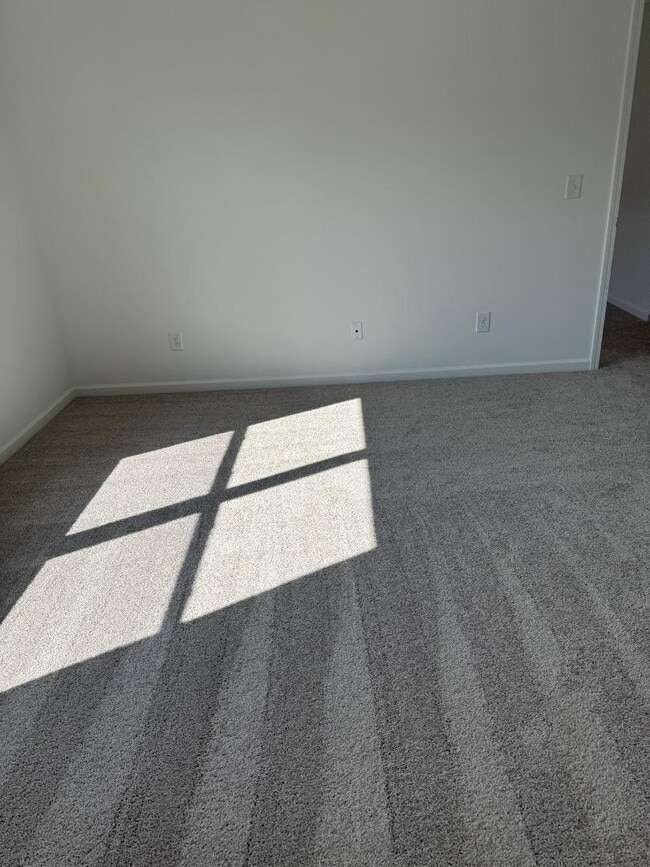 Building Photo - 329 Canonbury Dr