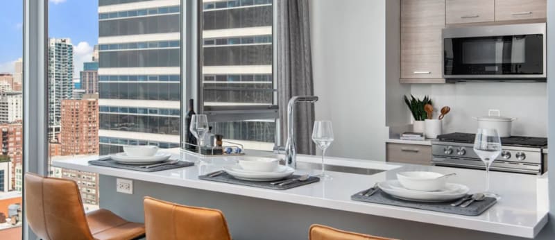 Building Photo - 305 N Canal St