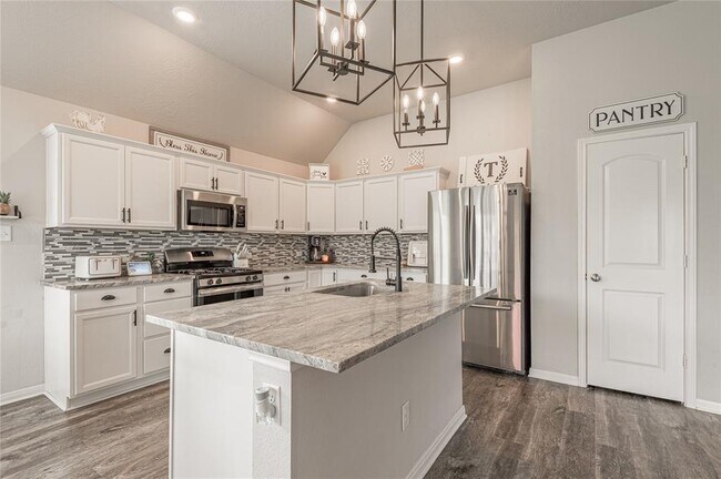 Building Photo - 124 Worley Way
