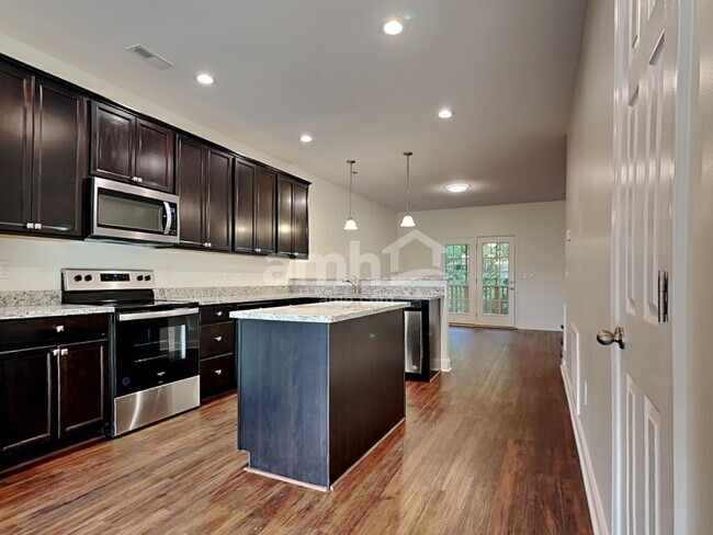 Building Photo - 2300 Madeline vine ln