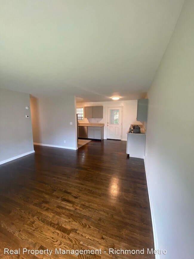 Building Photo - 3 br, 1.5 bath House - 1005 Kinney Street