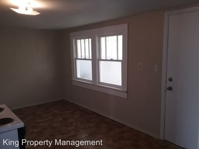 Building Photo - 3 br, 1 bath House - 506 Front Street