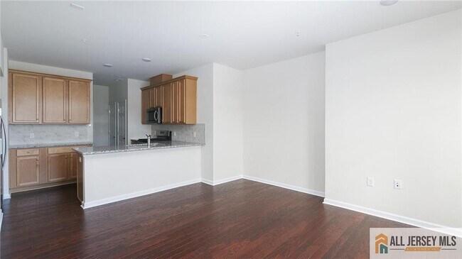 Building Photo - 95 Robeson St