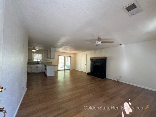 Building Photo - Vacation where you live! Single story home...