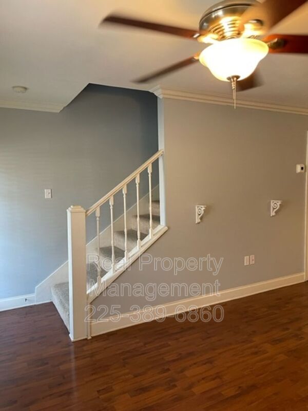Building Photo - 13080 Burgess Ave