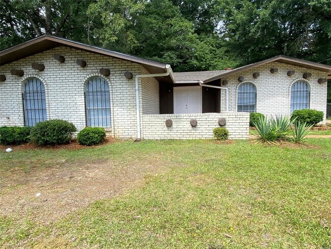 Building Photo - 1429 Dunbarton Rd