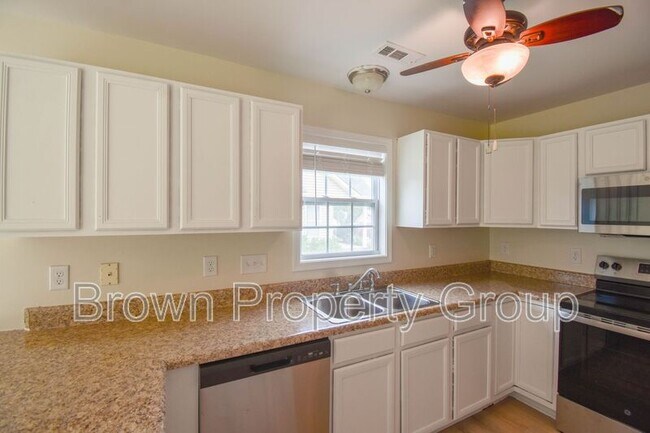 Building Photo - 276 Strike Eagle Dr