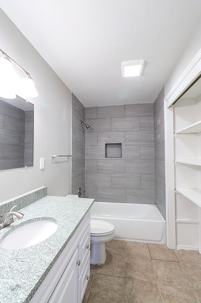 Building Photo - Newly updated 3 bedroom and 1 bathroom Ranch home in PRP