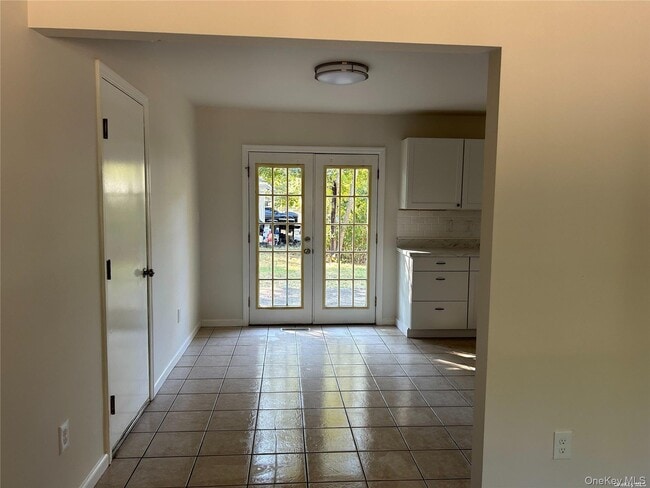 Building Photo - 70 J T Blvd