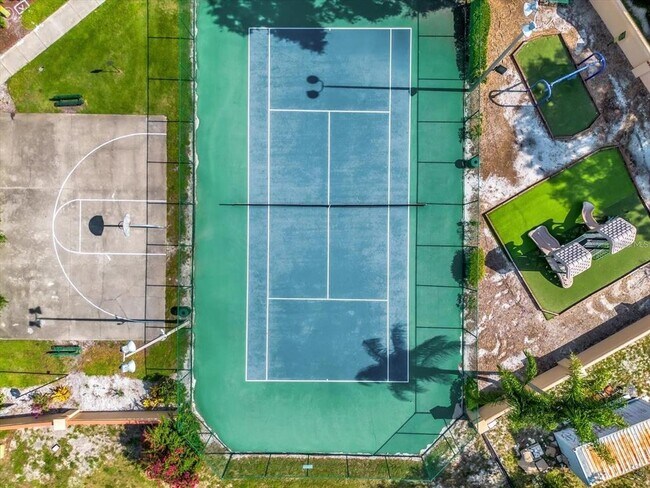 Building Photo - 7849 Sugar View Ct