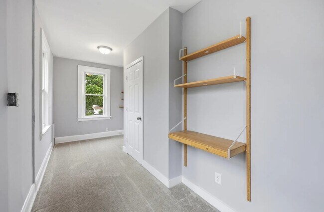 Building Photo - *1762 Williams Ave,  Recently Updated 4BR, 2BA House in Norwood*