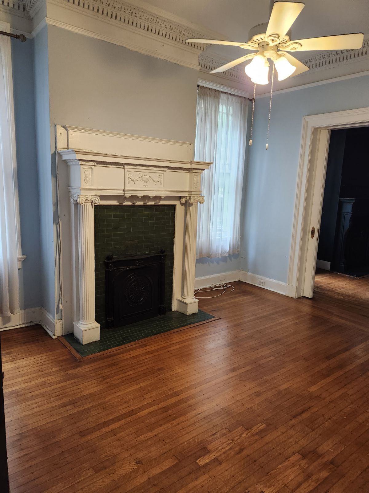 Building Photo - 2417 Saint Charles Ave