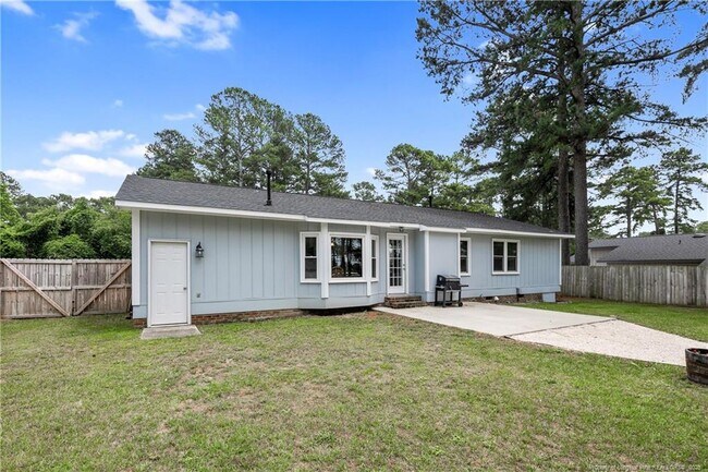 Building Photo - 2142 Baywater Dr