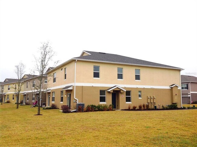 Building Photo - 6532 S Goldenrod Rd
