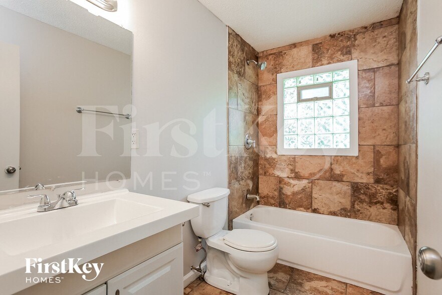 Building Photo - 8813 Blue Ridge Blvd