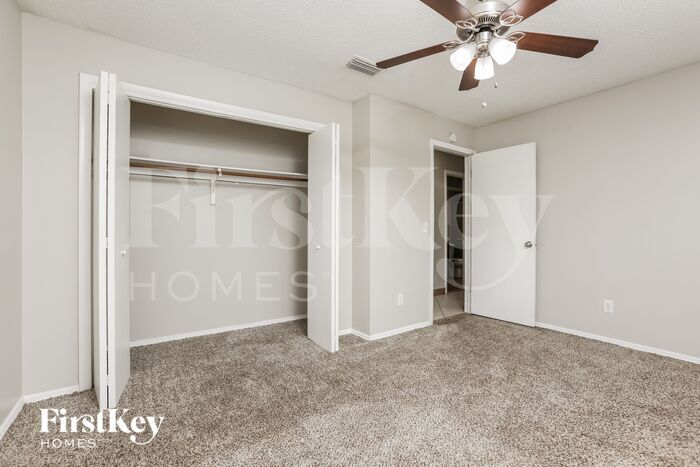 Building Photo - 12 Heritage Cove Ct