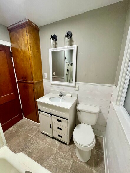 Bathroom - 301 N Kirkman St