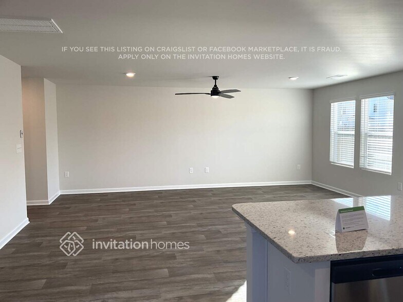 Building Photo - 240 Green Pasture Rd