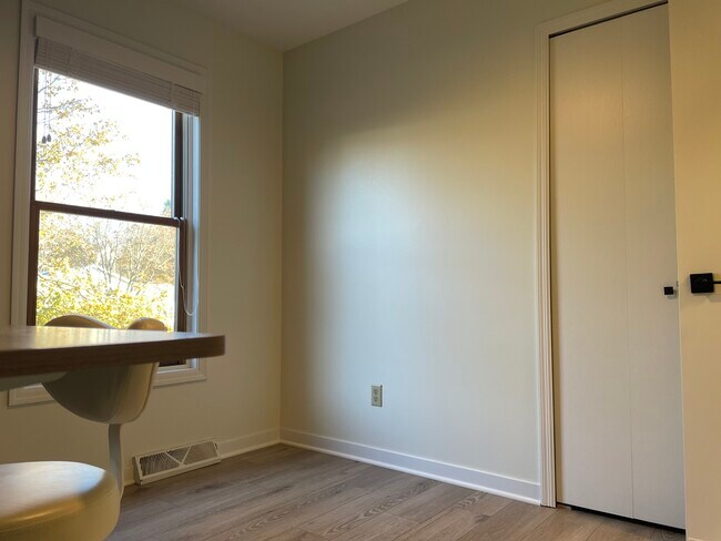 Building Photo - 2902 Tucson Trail