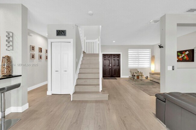 Building Photo - 1012 Tupelo Way