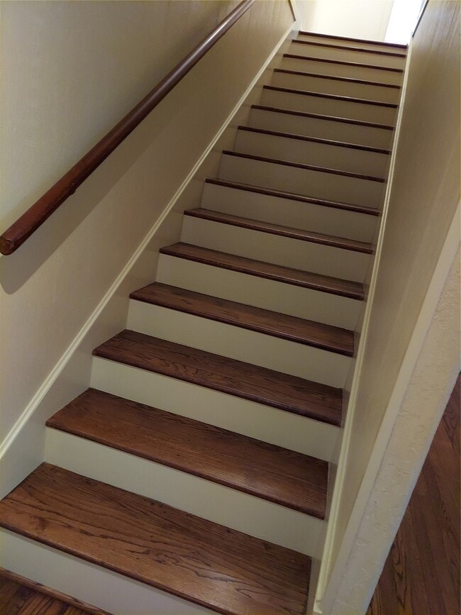 Building Photo - 2821 Eastgrove Ln