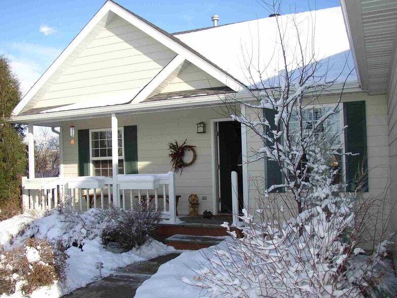 Winter time! - 310 N Sweetgrass Ave