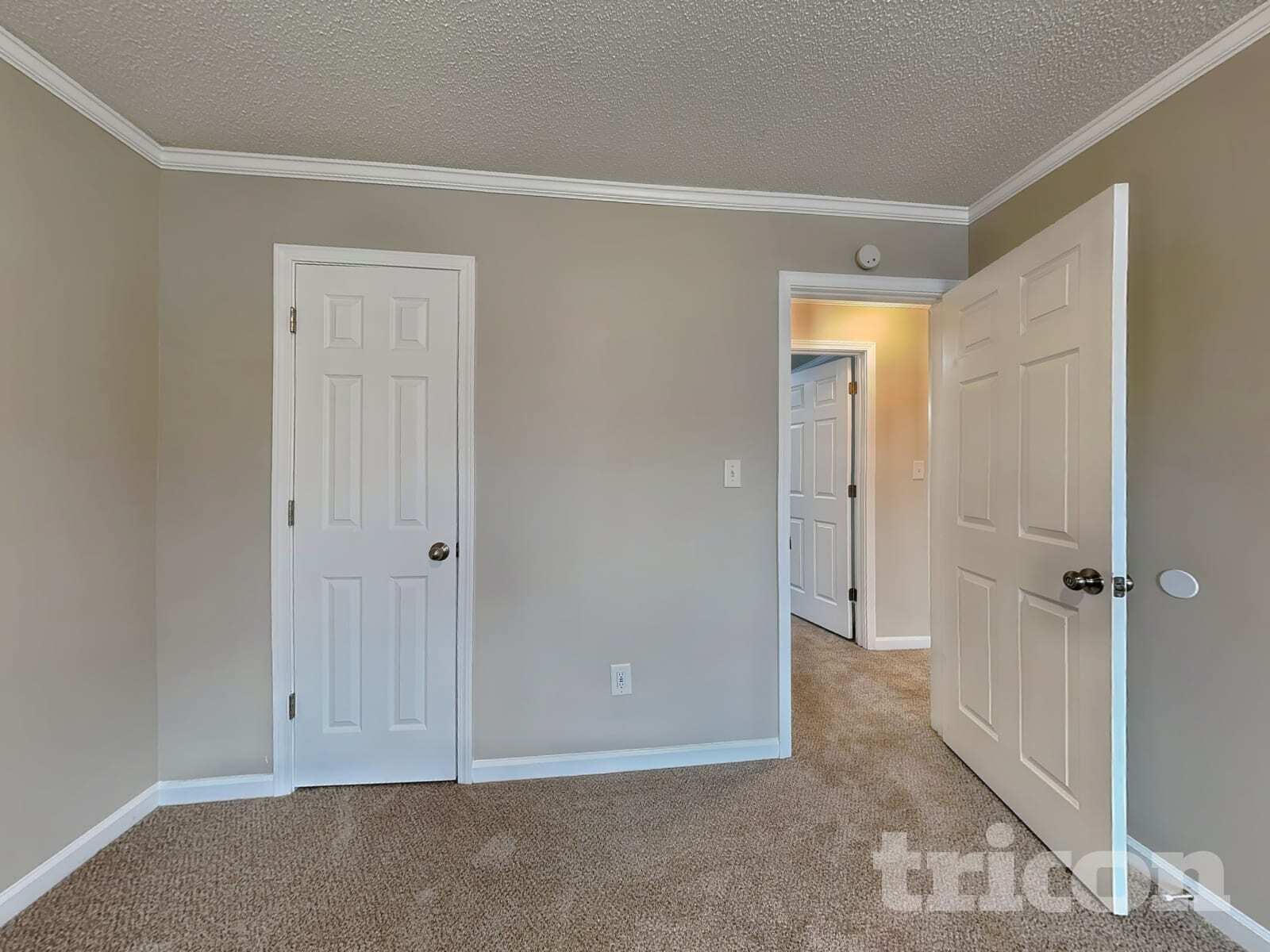 Building Photo - 1503 Elena Dr