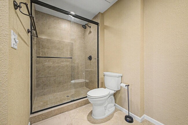 Building Photo - 4200 N Miller Rd