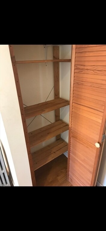 Building Photo - 74 Brock St