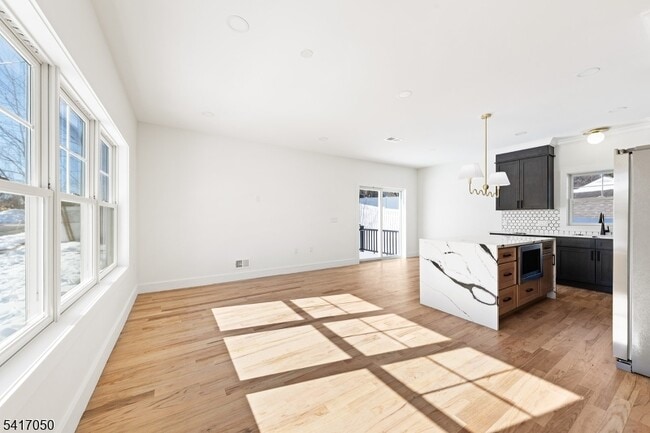 Building Photo - 401 Tillman St