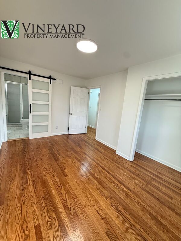 Building Photo - 1023 Pine Valley Dr NE