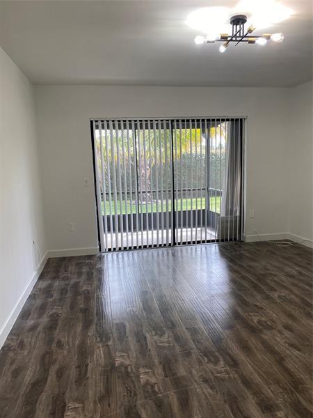 Building Photo - 228 Lakeside Cir