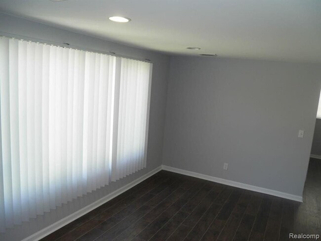 Building Photo - 21142 Ontaga St