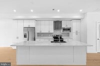 Building Photo - 2530 Elvans Rd SE