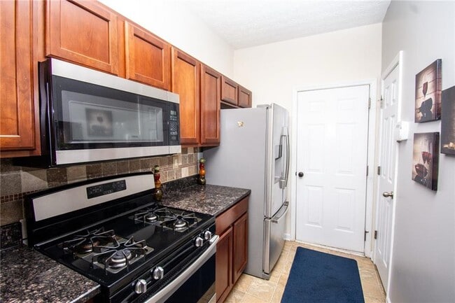 Building Photo - 5680 Cascade Run