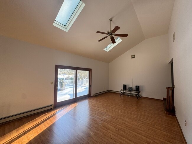 Building Photo - 651 Aldrich Rd