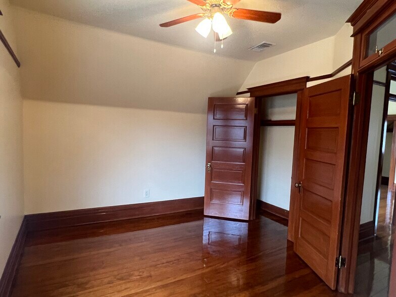 Building Photo - 2232 Juliet St