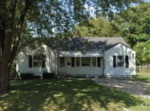 Building Photo - Beautiful 3-Bedroom Home for Rent in Rayto...