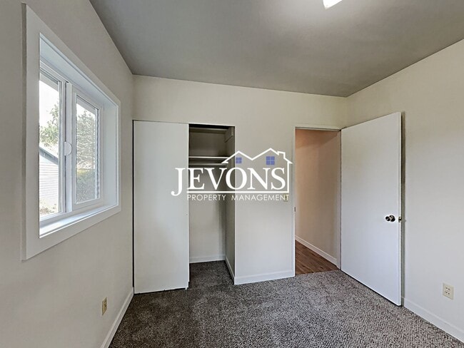 Building Photo - Jevons Property Management Presents 3 Bedrooms, 2.5 Bathrooms Two-Story Single-Family Home in New...
