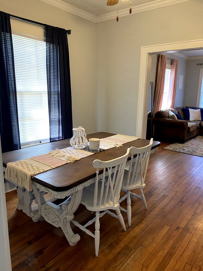 Building Photo - Available June 1!  Charming house close to downtown and La Tech!