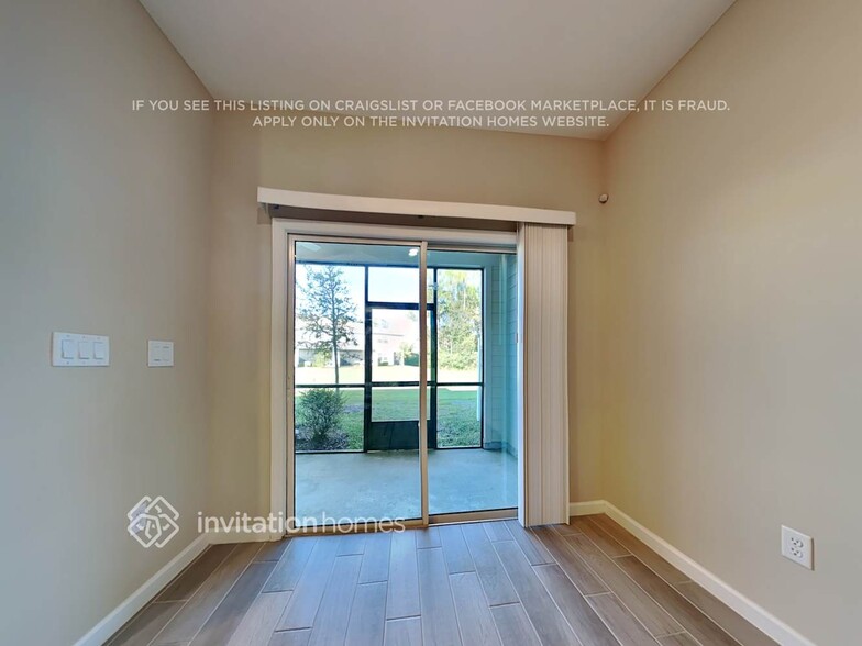 Building Photo - 1317 Grassland Ave