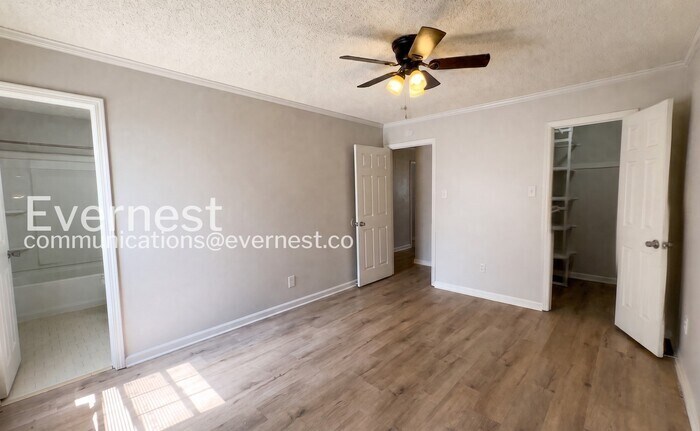 Building Photo - 4508 S Berrypick Ln