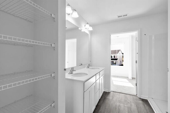 Building Photo - 6019 Willutuck Dr