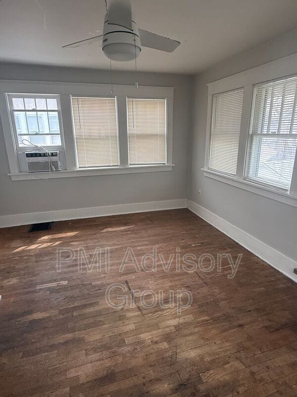 Building Photo - 1717 SW 15th St