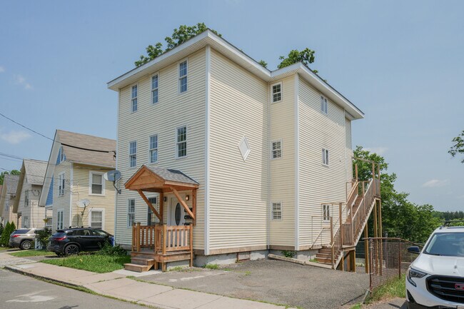 Building Photo - 24 Burr Ave