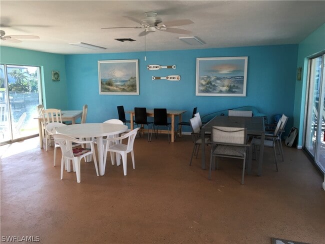 Building Photo - 3903 Del Prado Blvd S