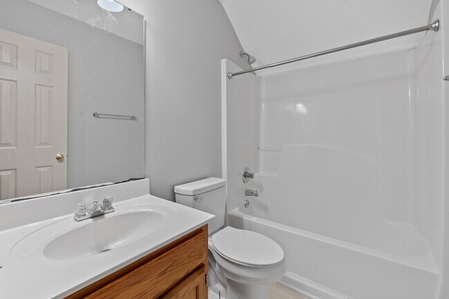 Building Photo - 113 Laurel Branch Dr