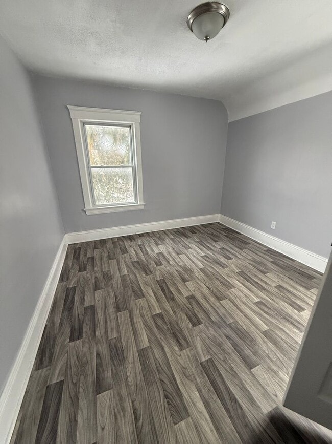 Building Photo - Collinwood 4 bedroom Single